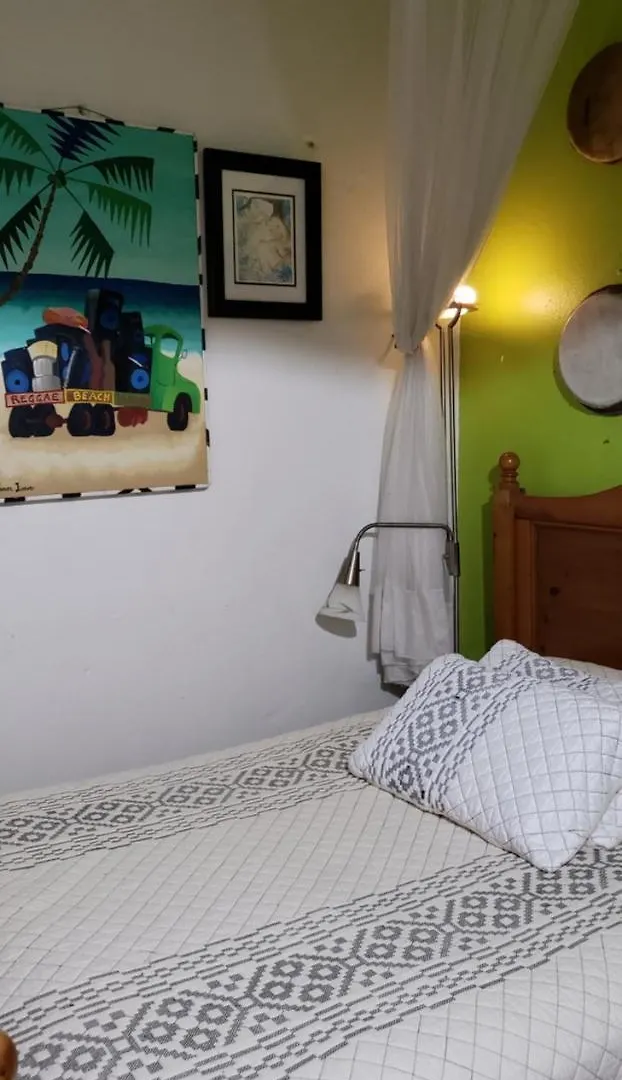 Casa Tripgogo Bed and Breakfast San Juan 2*,  Puerto Rico